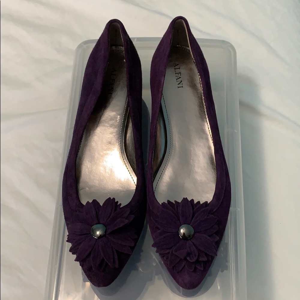 Alfani Purple Flower Flats